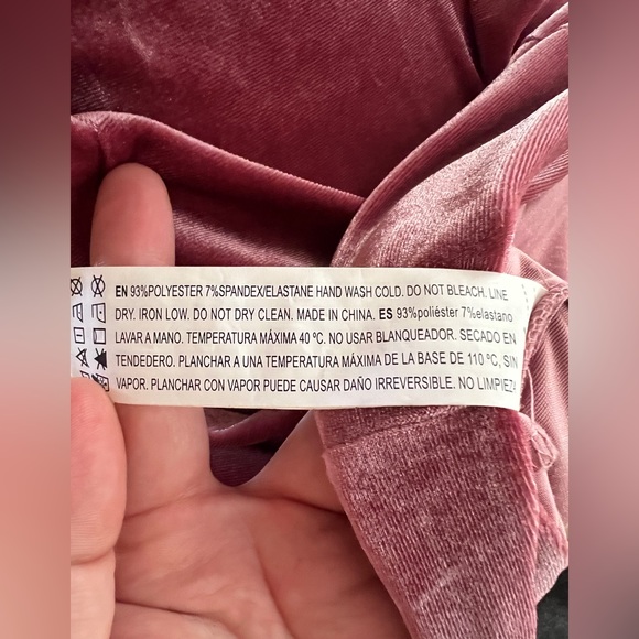 Forever 21+ Velvet Dress - Picture 7 of 8